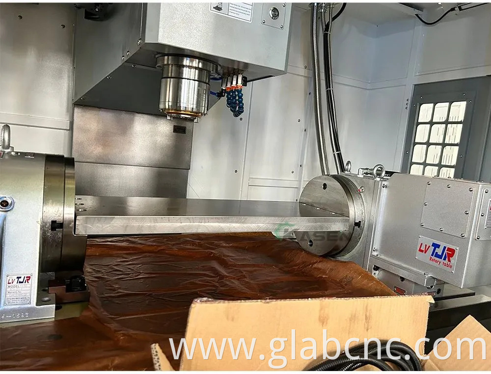 Large Model Vmc1370 GSK System 5-Axis Vertical Heavy Duty CNC Machining Center